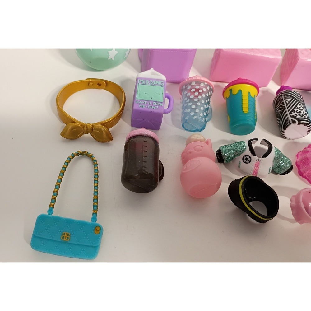 LOL Surprise Lot – Dolls and Accessories – Mixed Series - Picture 10 of 11
